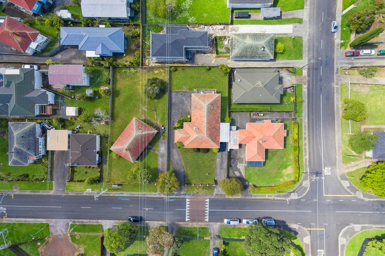 Photo of property in 6 Glass Road, Mount Roskill, Auckland, 1041