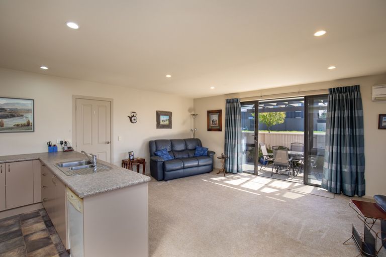 Photo of property in 11 Juniper Close, Alexandra, 9320