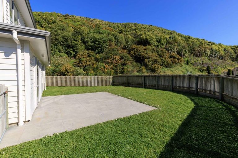 Photo of property in 12 Gatley Grove, Churton Park, Wellington, 6037
