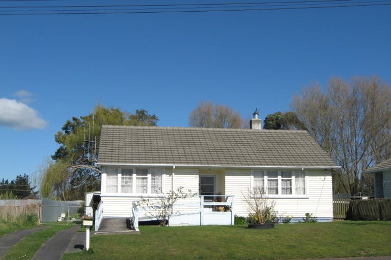 Photo of property in 13 Gordon Crescent, Marton, 4710