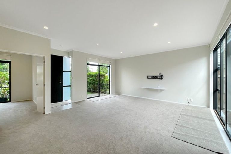 Photo of property in 51 Bluegrey Avenue, Stonefields, Auckland, 1072