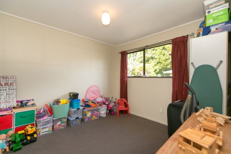 Photo of property in 77 Poplar Grove, Whalers Gate, New Plymouth, 4310