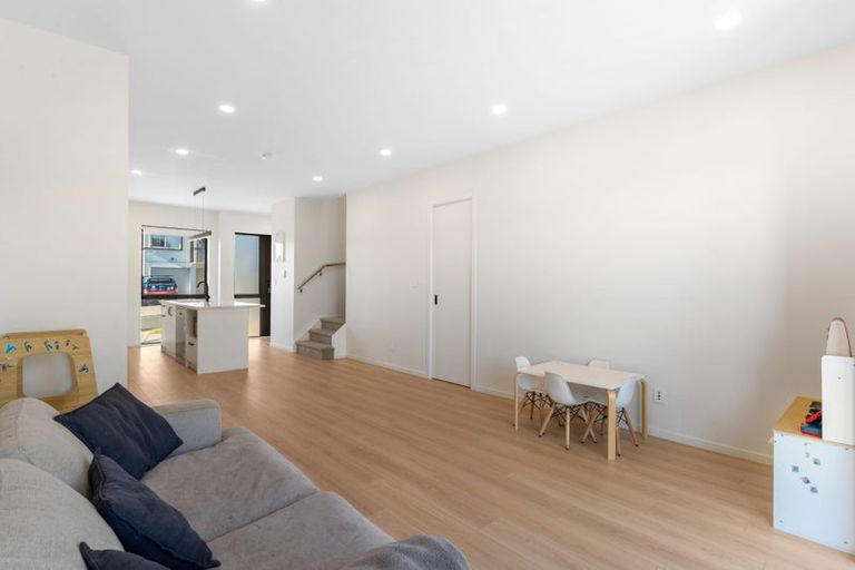 Photo of property in 63 Biokovo Street, Massey, Auckland, 0614