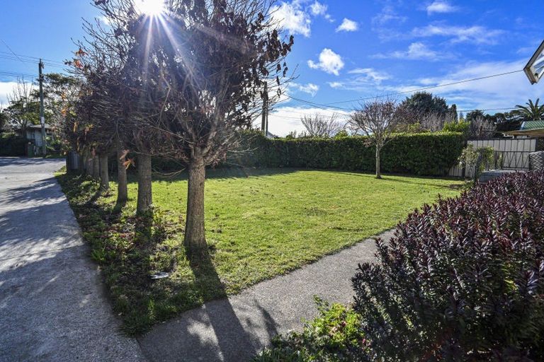 Photo of property in 26 Ferry Road, Clive, 4102