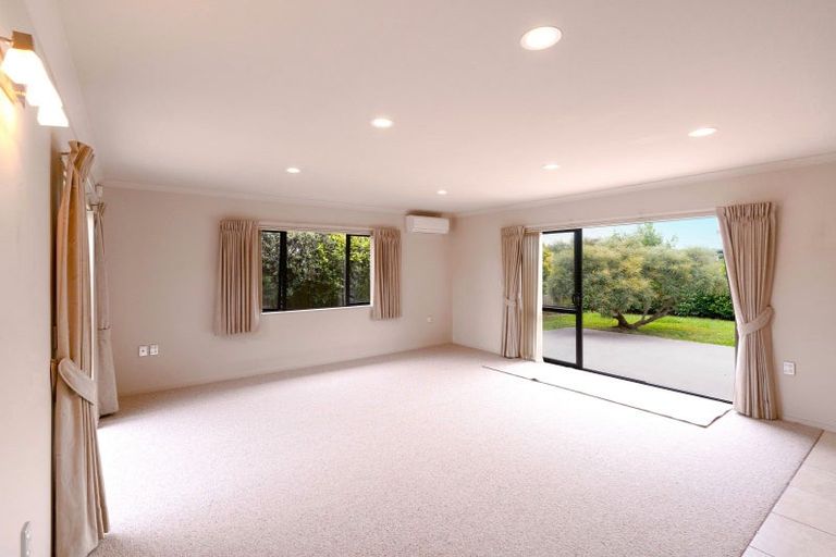 Photo of property in 18 Ludlam Way, Otaki, 5512