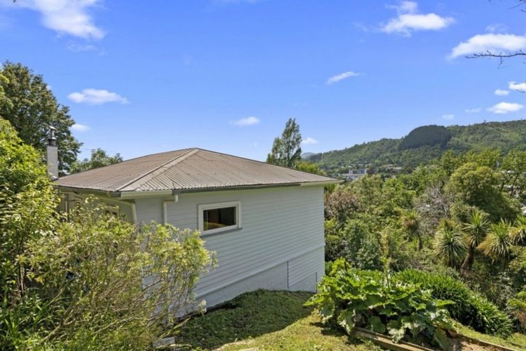 Photo of property in 235 Saint Vincent Street, Toi Toi, Nelson, 7010