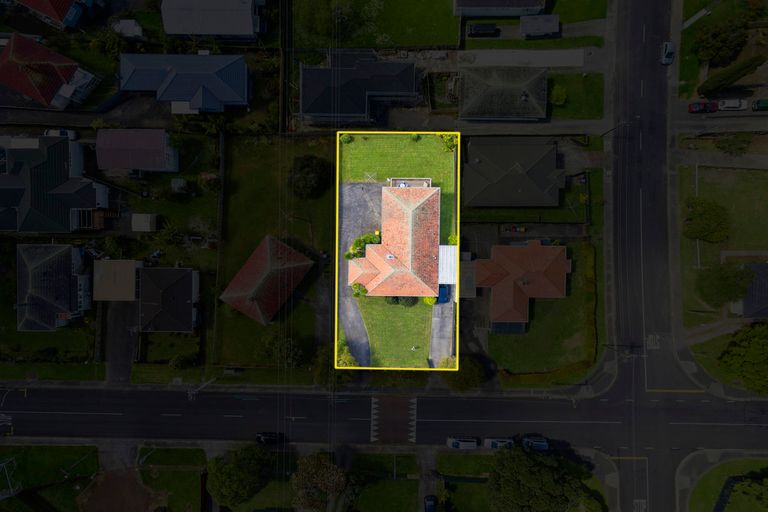 Photo of property in 6 Glass Road, Mount Roskill, Auckland, 1041