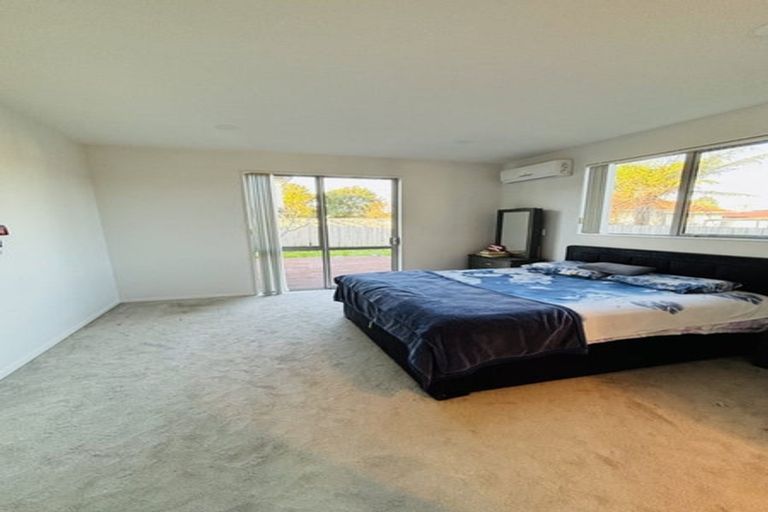 Photo of property in 61a Archibald Road, Kelston, Auckland, 0602