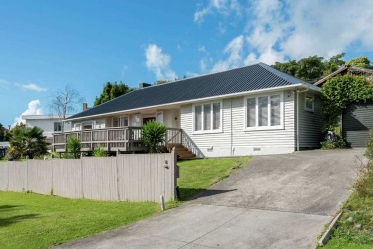 Photo of property in 8 Evelyn Road, Cockle Bay, Auckland, 2014