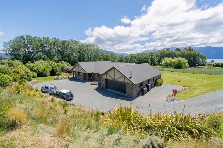 Photo of property in 31 Patience Bay Drive, Te Anau, 9679