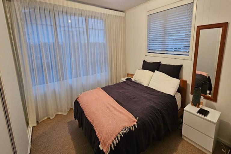 Photo of property in 7 Sullivan Avenue, Mangere Bridge, Auckland, 2022