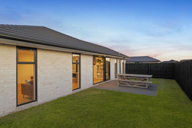 Photo of property in 5 Snow Cup Close, Lincoln, 7608