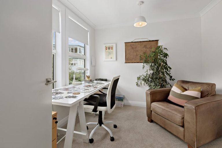 Photo of property in 49 Arcus Way, Hataitai, Wellington, 6021