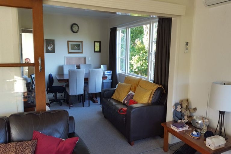 Photo of property in 48 Moana Road, Kelburn, Wellington, 6012