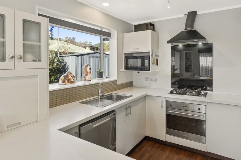 Photo of property in 9 Vining Crescent, Stoke, Nelson, 7011