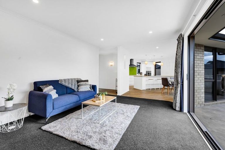 Photo of property in 72 Dillon Drive, Bell Block, New Plymouth, 4312