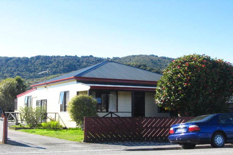 Photo of property in 21 Buccleugh Street, Greymouth, 7805