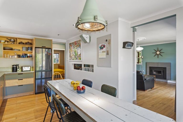 Photo of property in 25 Glen Road, Raumati South, Paraparaumu, 5032