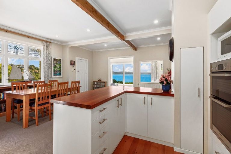 Photo of property in 139 Grafton Road, Roseneath, Wellington, 6011