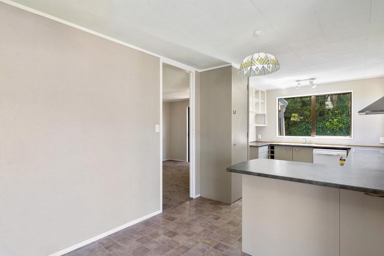 Photo of property in 468 Pukehangi Road, Pomare, Rotorua, 3015