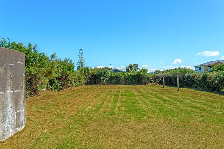 Photo of property in 118 Newcastle Street, Mahia, Nuhaka, 4198