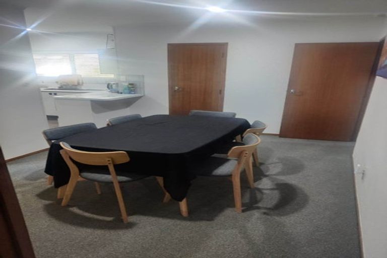 Photo of property in 20 Sunnypark Avenue, Rosehill, Papakura, 2113