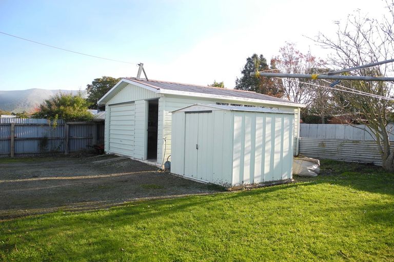Photo of property in 56 Belt Street, Waimate, 7924