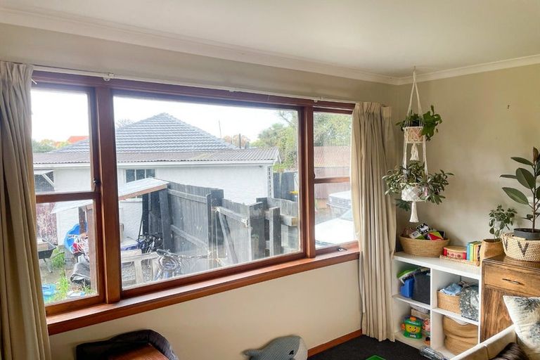 Photo of property in 53 Ford Road, Opawa, Christchurch, 8023