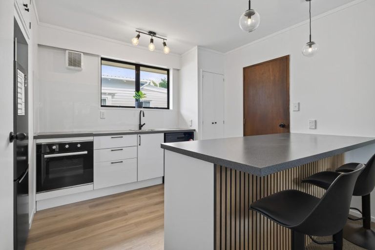 Photo of property in 9 Burns Street, Leamington, Cambridge, 3432