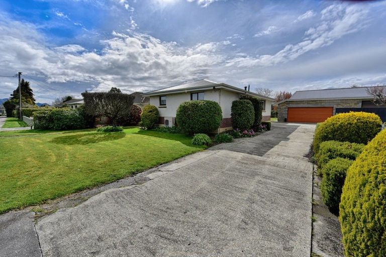 Photo of property in 3 Hamilton Street, East Gore, Gore, 9710