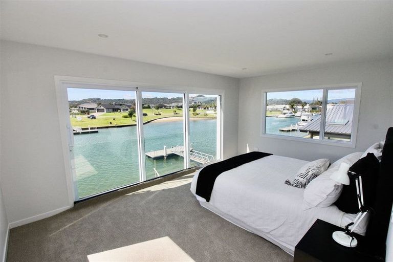Photo of property in 15 Awatea Drive, Whitianga, 3510