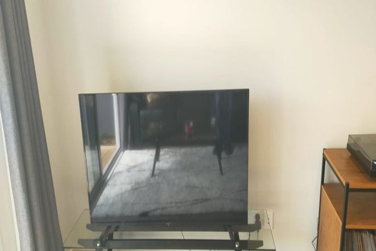 Photo of property in 10 Harena Way, Moera, Lower Hutt, 5010