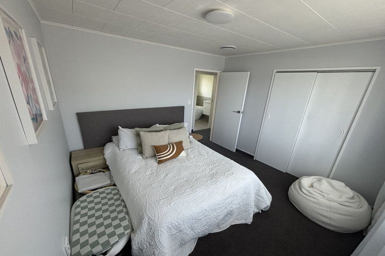 Photo of property in 4 Renata Road, Otaki, 5512