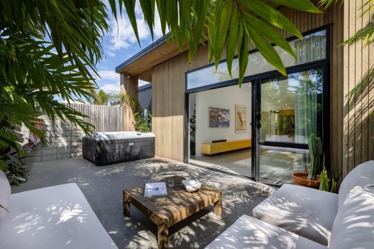 Photo of property in 10a Ngarimu Place, Mount Maunganui, 3116