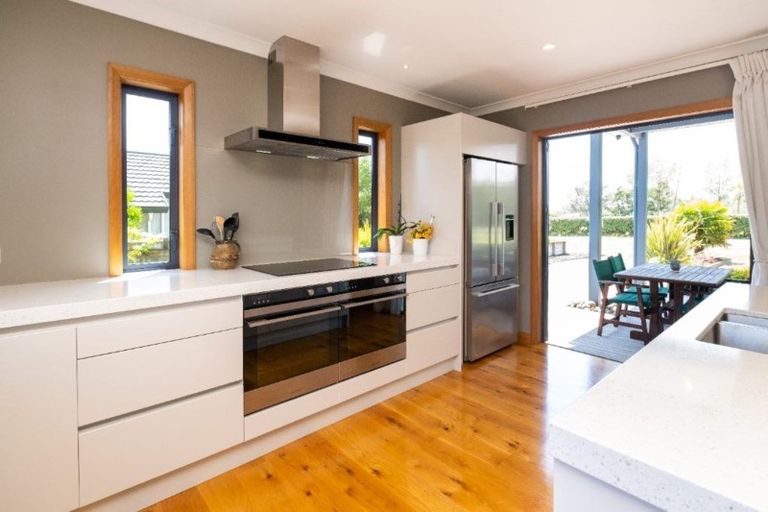 Photo of property in 8 Fulford Road, Havelock North, 4130