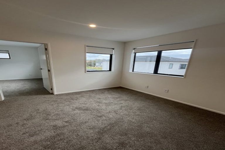 Photo of property in 5b Breeze Lane, Silverdale, 0932