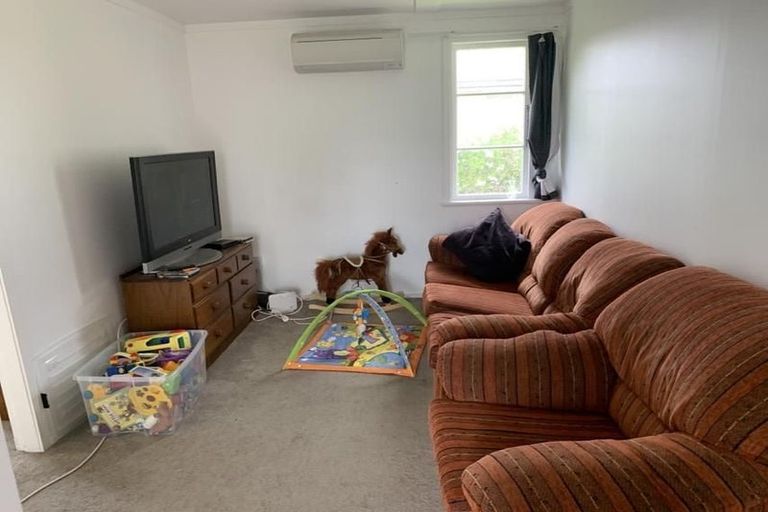 Photo of property in 2 Forth Street, Levin, 5510