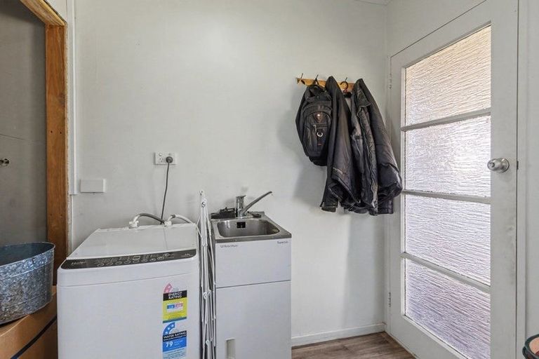 Photo of property in 9a Gonville Avenue, Gonville, Whanganui, 4501