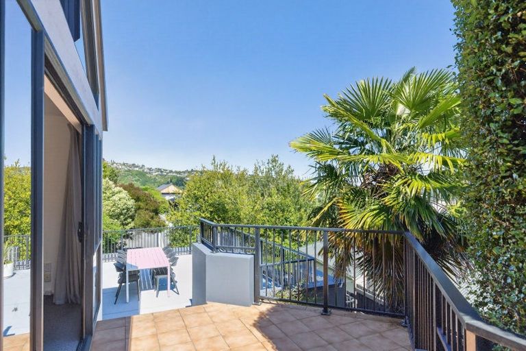 Photo of property in 25 Lookaway Place, Huntsbury, Christchurch, 8022