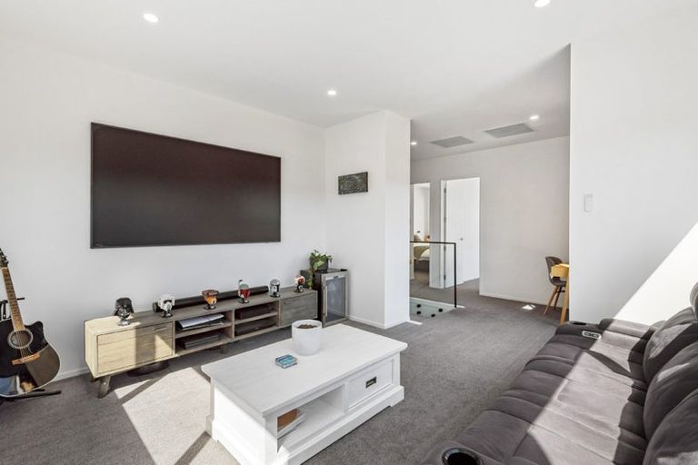 Photo of property in 3 Lemon Grove Lane, Greenhithe, Auckland, 0632