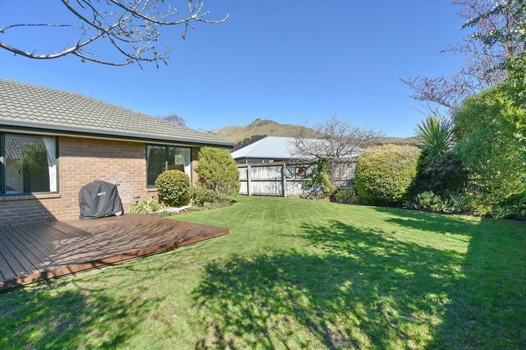 Photo of property in 39 Mauger Drive, Heathcote Valley, Christchurch, 8022