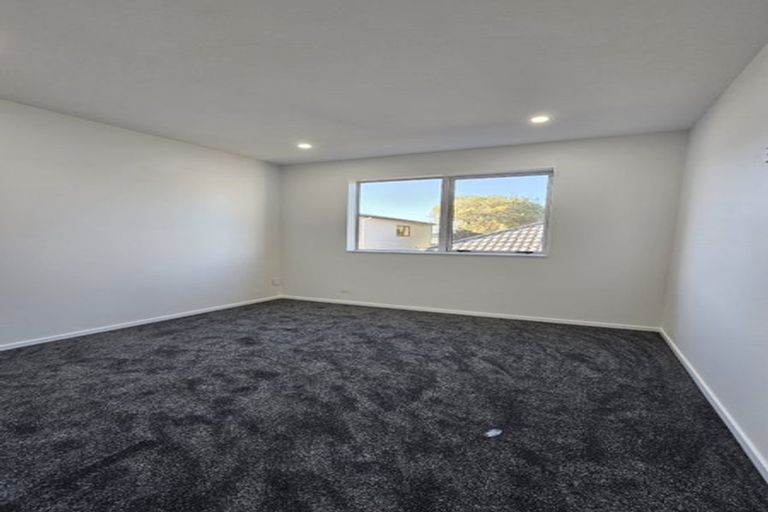 Photo of property in 12f Minaret Drive, Bucklands Beach, Auckland, 2014