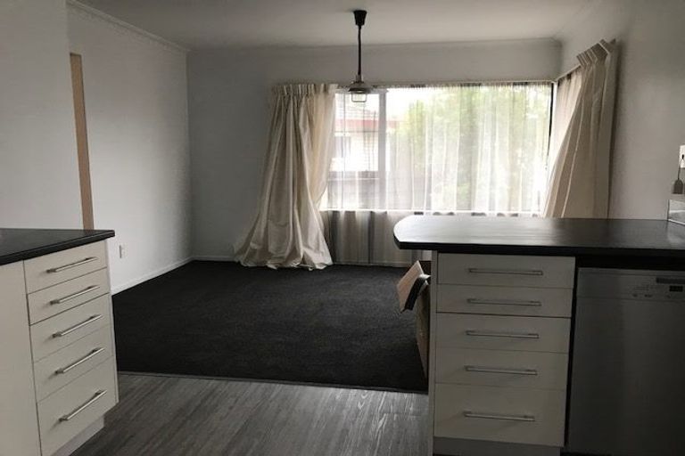 Photo of property in 14b Minchin Crescent, St Andrews, Hamilton, 3200