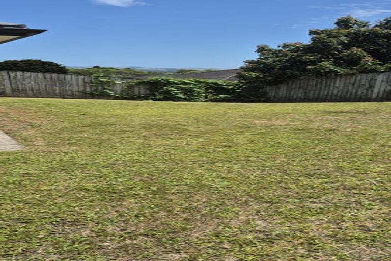 Photo of property in 29 Kathleen Reece Place, Waiuku, 2123