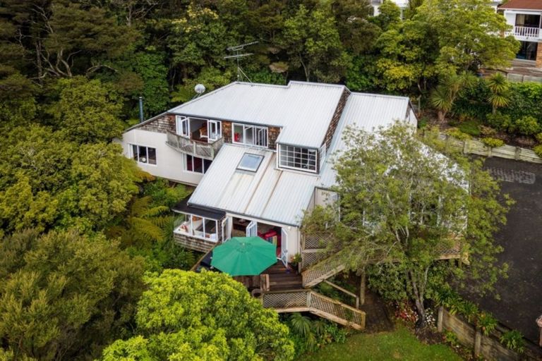 Photo of property in 154 Chelsea View Drive, Chatswood, Auckland, 0626