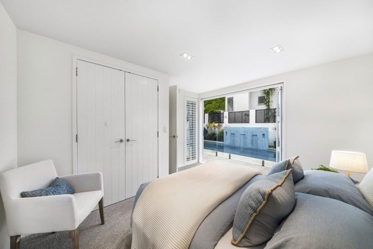 Photo of property in 20 King Edward Parade, Devonport, Auckland, 0624