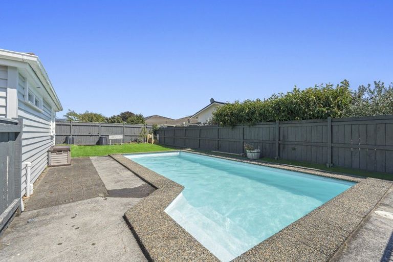 Photo of property in 118 Cutfield Road, Westown, New Plymouth, 4310