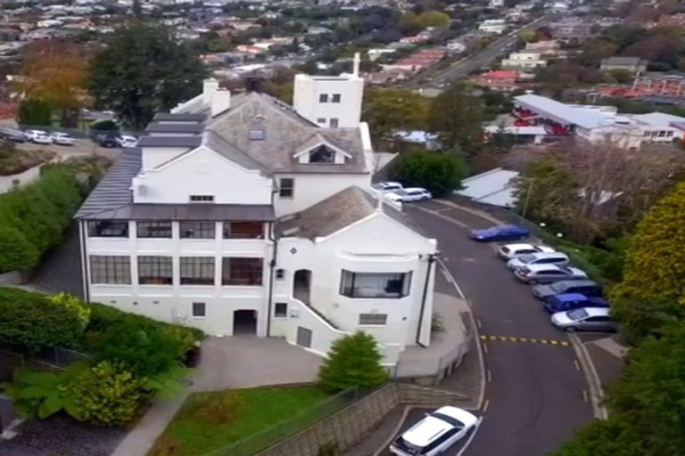 Photo of property in 73 Buccleugh Street, North East Valley, Dunedin, 9010