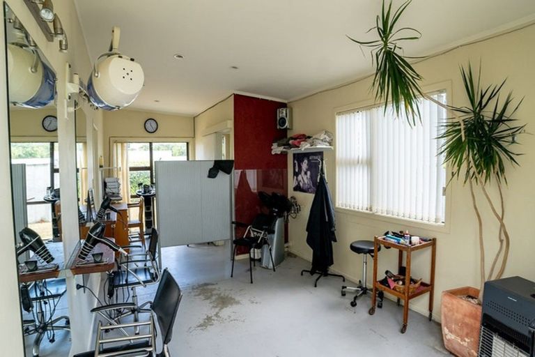 Photo of property in 12 Charles Street, Westshore, Napier, 4110