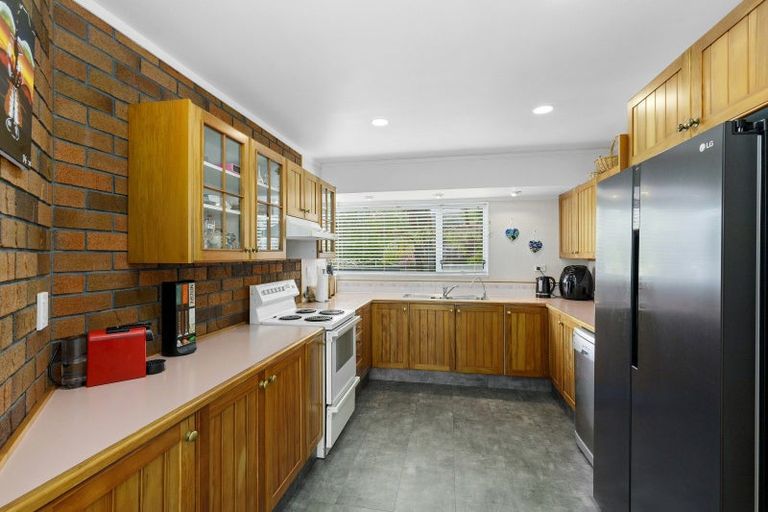 Photo of property in 2/21 Sharpe Crescent, Wainuiomata, Lower Hutt, 5014